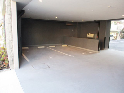 【駐車場】 | グランアッシュ山科御陵