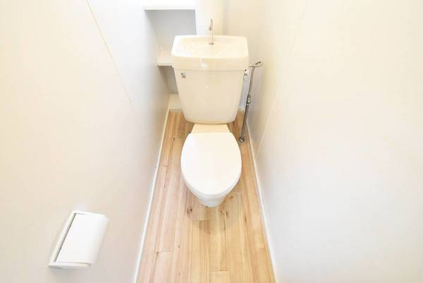 ビレッジハウス上妻2号棟のトイレ|ビレッジハウスの同一物件・同一タイプの間取りの写真です