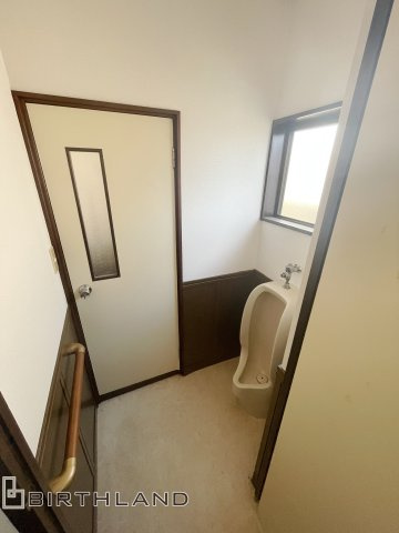 平字六間門　中古住宅・中古戸建のトイレ