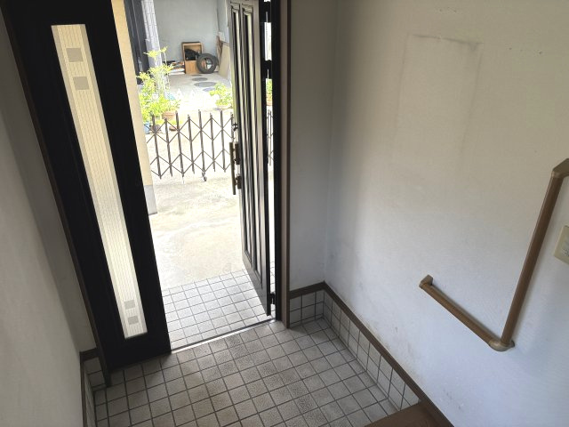 【玄関】 | 錦織中１丁　中古戸建