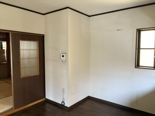 【居間・リビング】 | 錦織中１丁　中古戸建