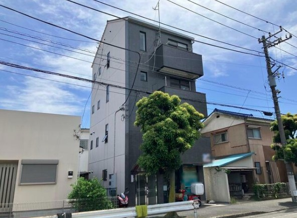豊栄ビルの外観
