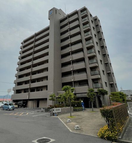 アルファステイツ木太八番館