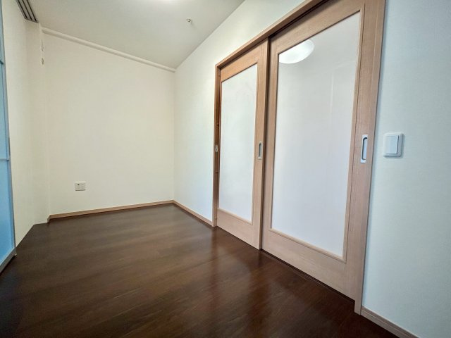 RICイーストコート11番街3番館の洋室|4.1帖の洋室です。