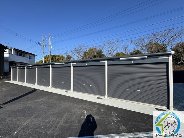 アースガレージ長坂寺