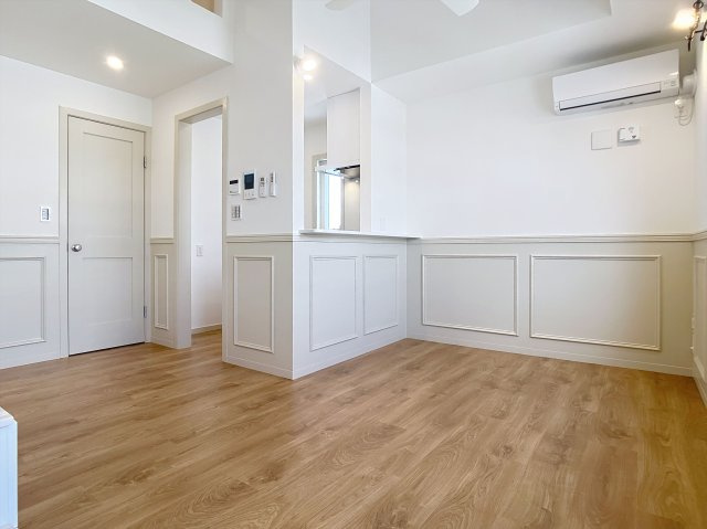 プリマガーデン岡山　弐番館の居間・リビング