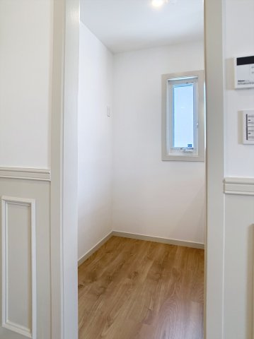 プリマガーデン岡山　弐番館の居間・リビング