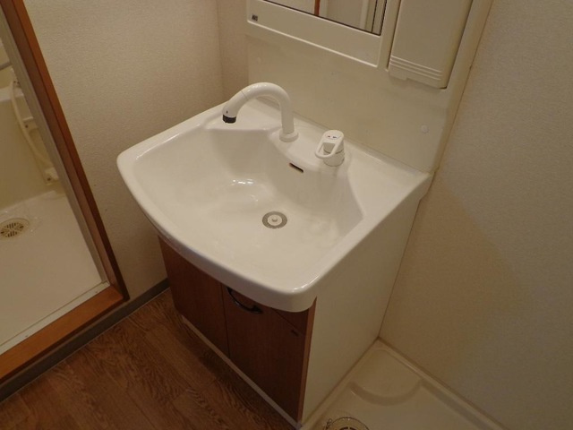 トランキーロの独立洗面台|洗髪洗面化粧台