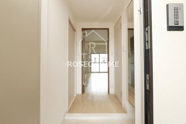 Noble Maisonノーヴルメゾンの玄関|同マンション別部屋：参考写真