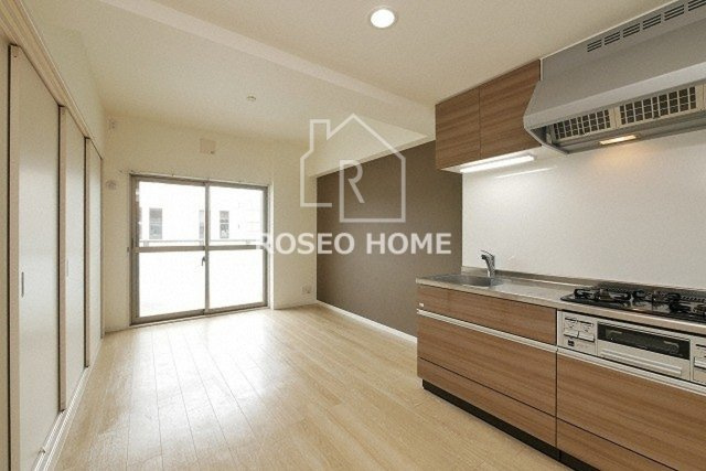 Noble Maisonノーヴルメゾンの居間・リビング|同マンション別部屋：参考写真