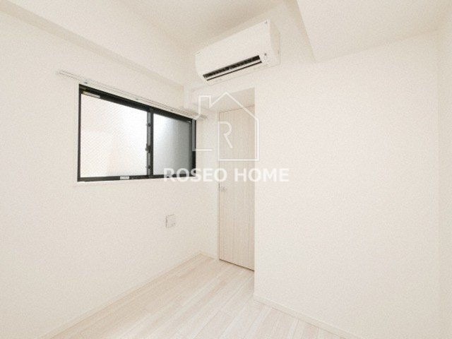 S-RESIDENCE堺筋本町Unoの洋室