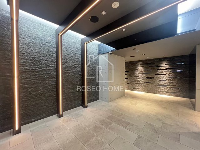 S-RESIDENCE堺筋本町Unoのロビー