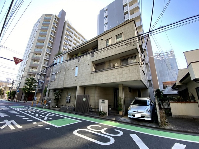 Ｃｏｚｙ Ｈｉｇｈｔｓ ＭＩＮＡＭＩの外観