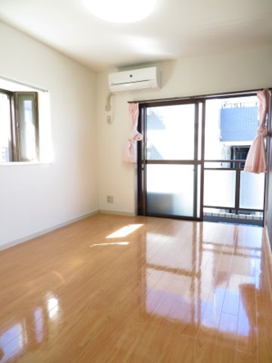 【洋室】 | 新潮通り一番館