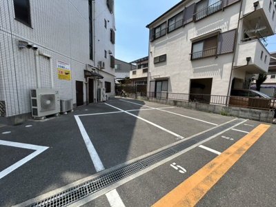 【駐車場】 | メゾンレヴェーユ