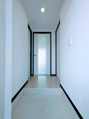 【玄関】 | プルミエ京口