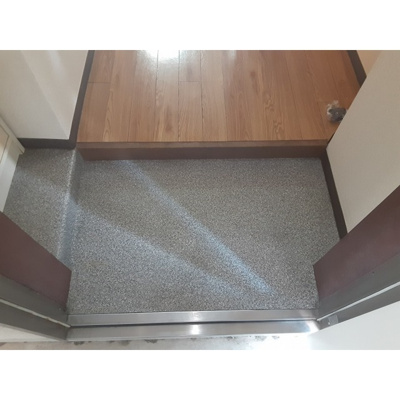 【玄関】 | エバーグレース西府 | 浴室鏡