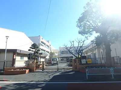 横浜市立藤塚小学校まで150ｍ