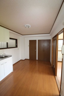 【居間・リビング】 | クレイテルハイツ