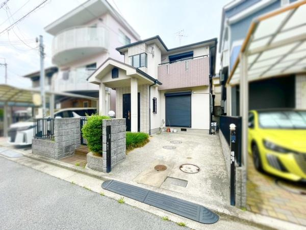 【前面道路含む現地写真】