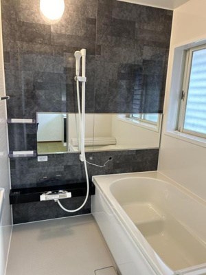 【浴室】 | 米子市旗ヶ崎7丁目　戸建て