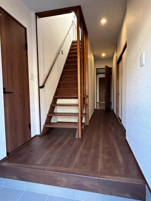 【玄関】 | 米子市旗ヶ崎7丁目　戸建て