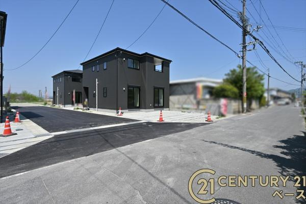 リーブルガーデン東新堂 ３号棟 ／新築一戸建の前面道路含む現地写真|■現地撮影写真■落ち着いた雰囲気の住宅地内です！