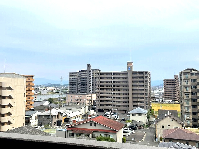 アルファステイツ木太11番館の展望