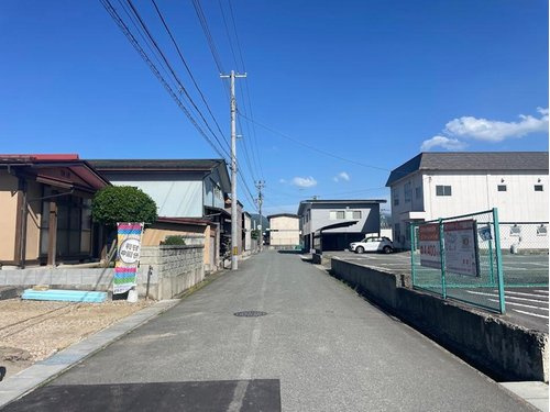山形市下条町【新築建売】1号棟の前面道路含む現地写真|前面道路