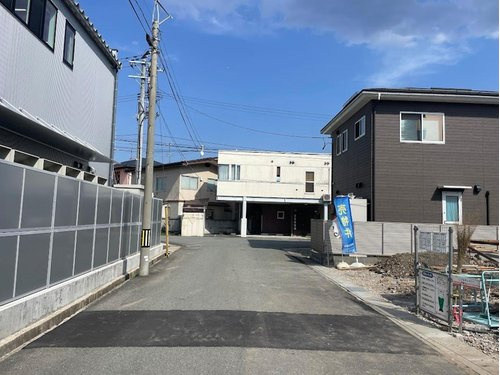 山形市南一番町【新築建売】 1号棟の前面道路含む現地写真|前面道路