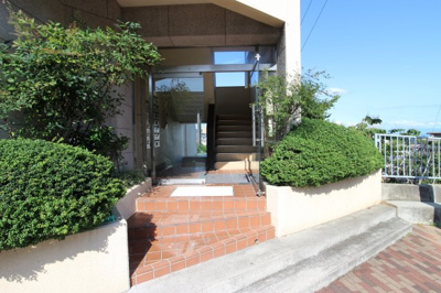 【エントランス】 | 第３岩井マンション