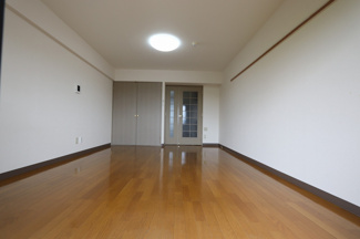 【洋室】 | 第三横山ハイツ | 11.2帖