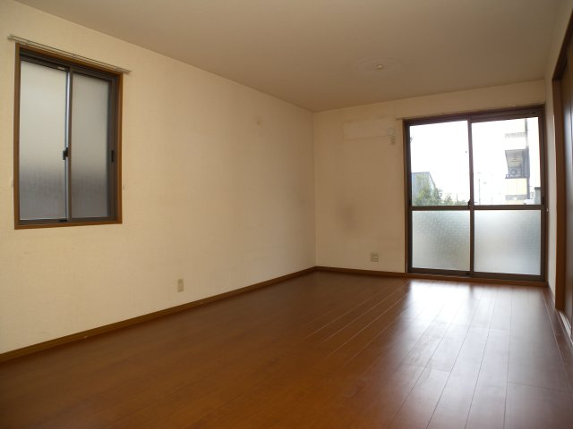 サニーヒル白水の居間・リビング