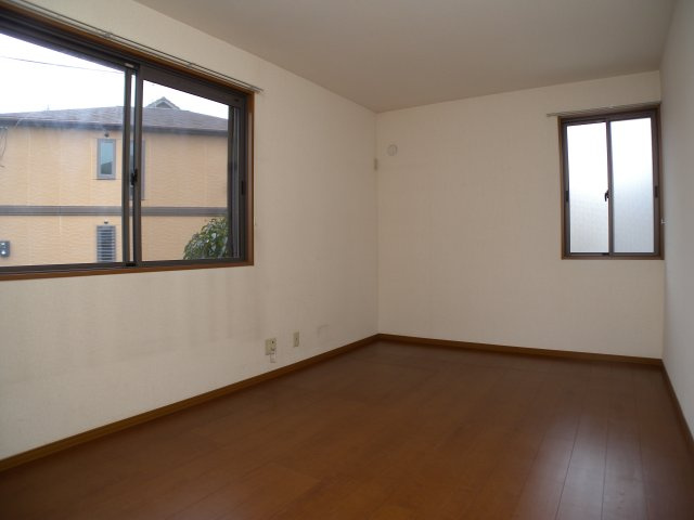 サニーヒル白水の洋室