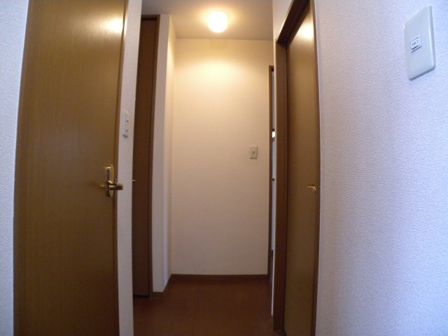 サニーヒル白水の玄関