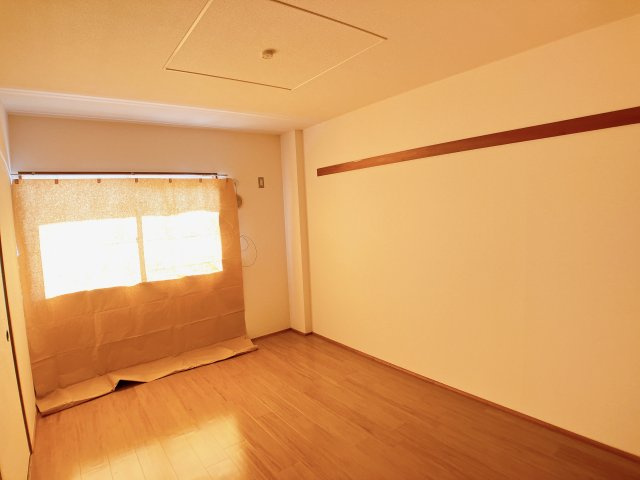 コーポ幸Aの洋室