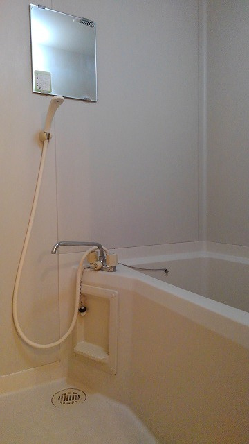 コーポ幸Aの浴室