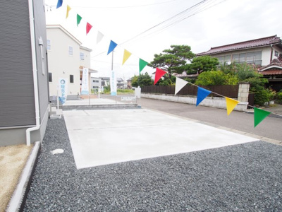 【駐車場】 | Livele Garden.S　方木田古川　２号棟