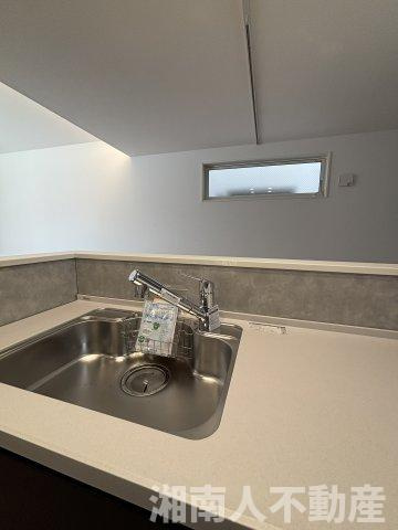 茅ヶ崎市若松町13-2新築戸建てのキッチン|きれいなキッチンです