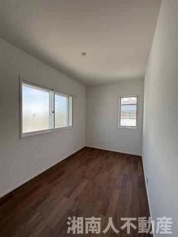 茅ヶ崎市若松町13-2新築戸建ての洋室|広々とした洋室です