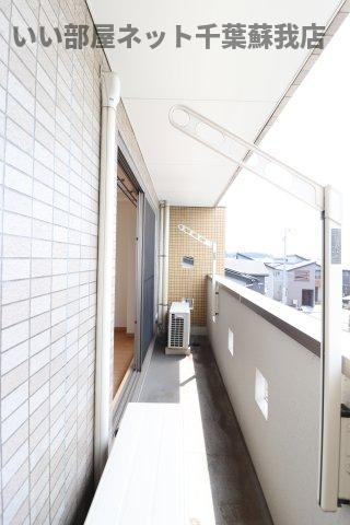BAY SIDE COURT壱番館のバルコニー|外からの目が気にならないバルコニーで洗濯物が干せます