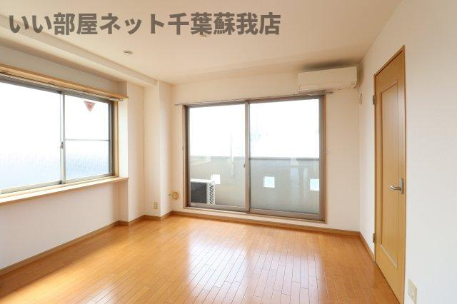 BAY SIDE COURT壱番館の洋室|個人の部屋や寝室として使える洋室です