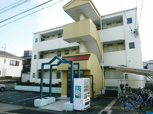 ブレークスルー中平の外観