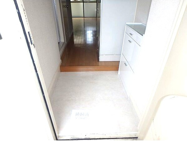 ブレークスルー中平の玄関