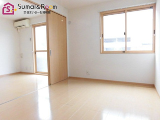 【洋室】 | レディエンス陵東 B