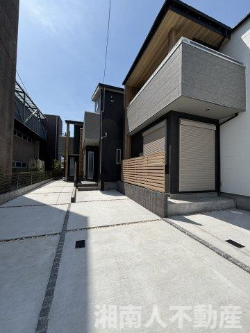 茅ヶ崎市若松町13-2新築戸建ての駐車場|カースペースがあります