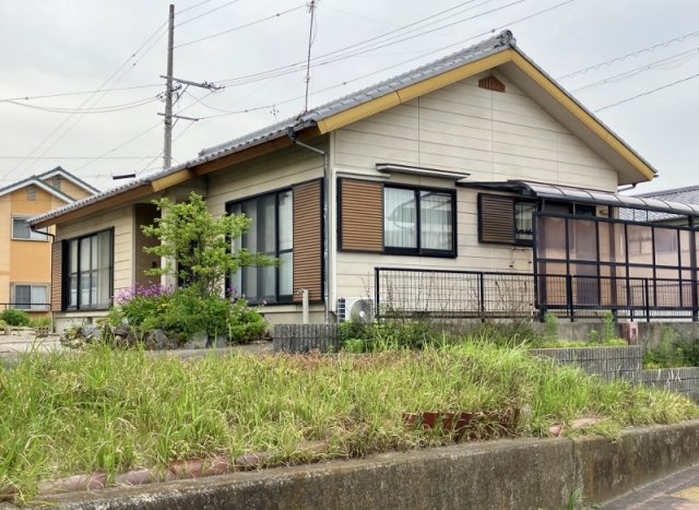 碧南市東山町　中古住宅の外観