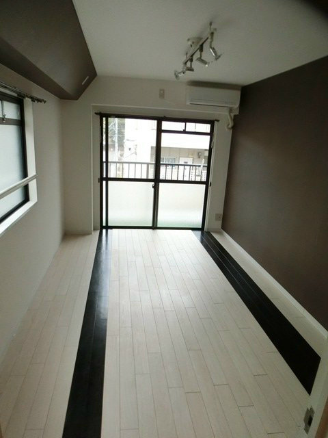 牧の里パークヒルズの居間・リビング