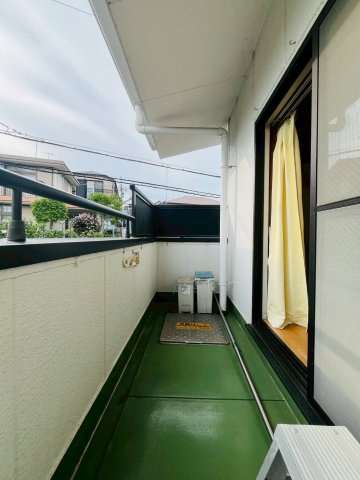 リ・ボーン多聞台のバルコニー