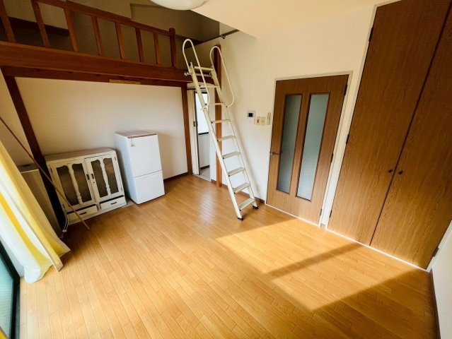 リ・ボーン多聞台の寝室